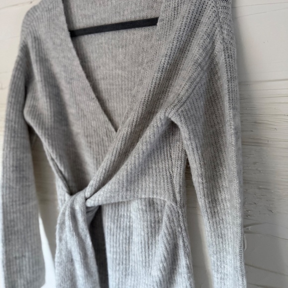 Anthropologie | Moon & Madison Wrap Sweater Dress | Small - Picture 4 of 7